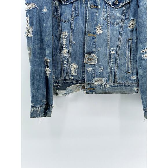 LEVI'S Men's Medium Wash Distressed Patchwork Streetwear Button-Up Jacket SZ M/L - Picture 6 of 12